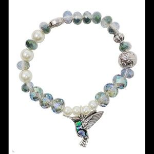 L&J White Pearl Glass Bead Hummingbird Bracelet NT